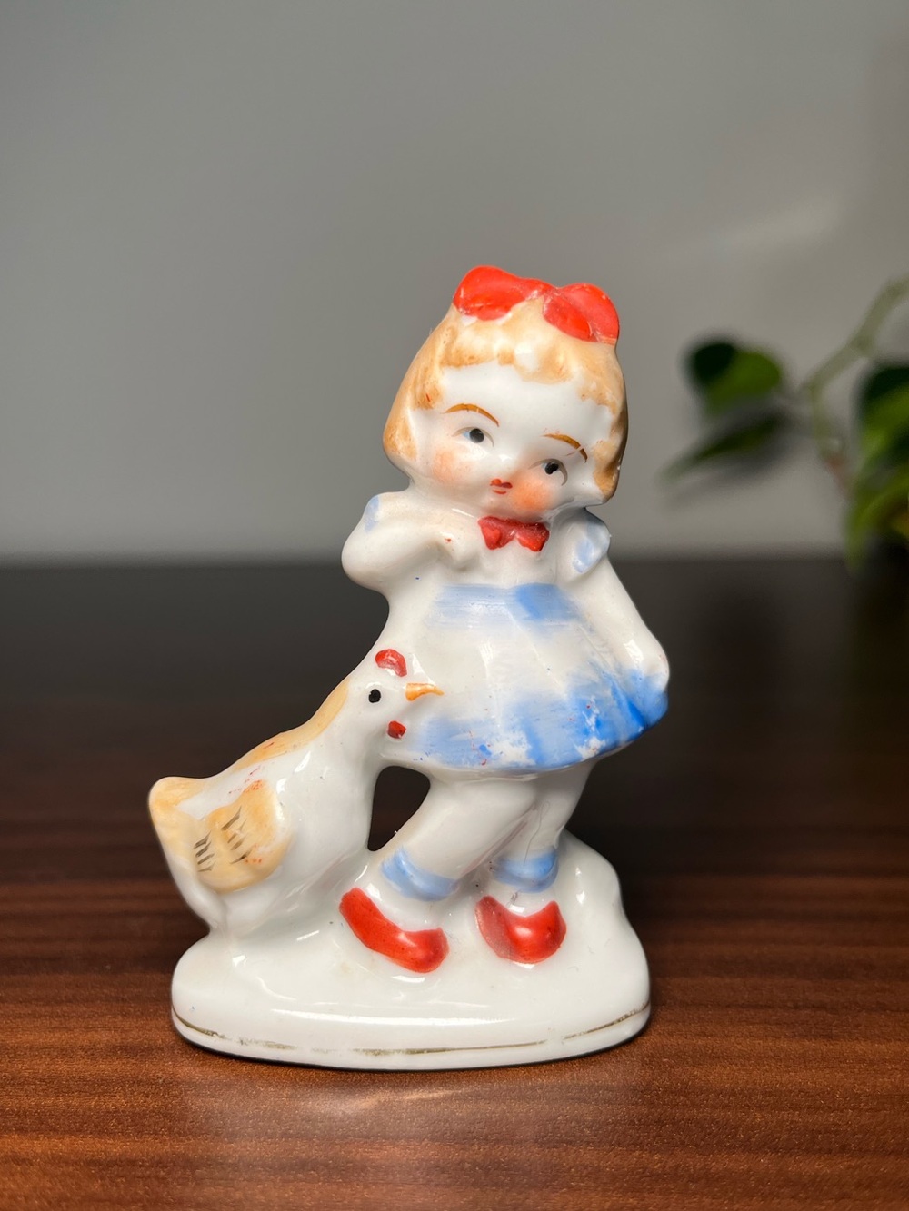 Occupied Japan 1945 to 1952 figurine little girl with chiken Vintage